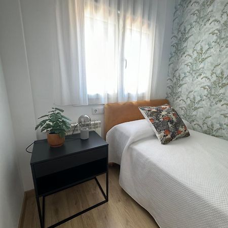 Ferienwohnung Alcala Luxury Piso Completo De 80M Alcalá de Henares Exterior foto