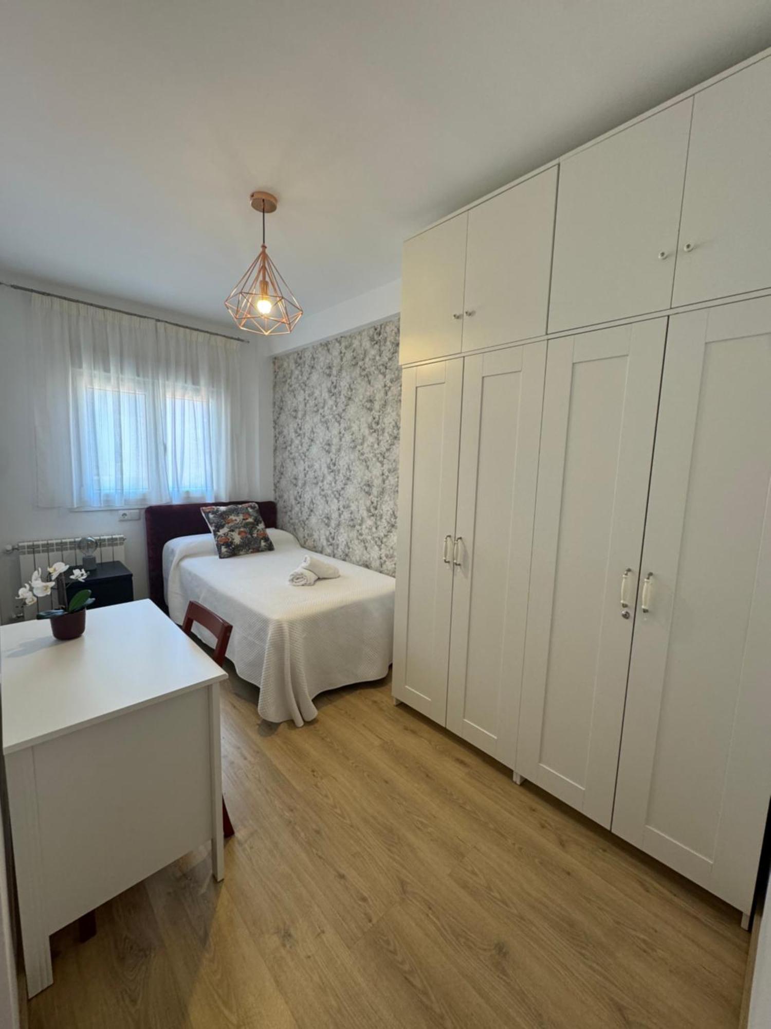Ferienwohnung Alcala Luxury Piso Completo De 80M Alcalá de Henares Exterior foto